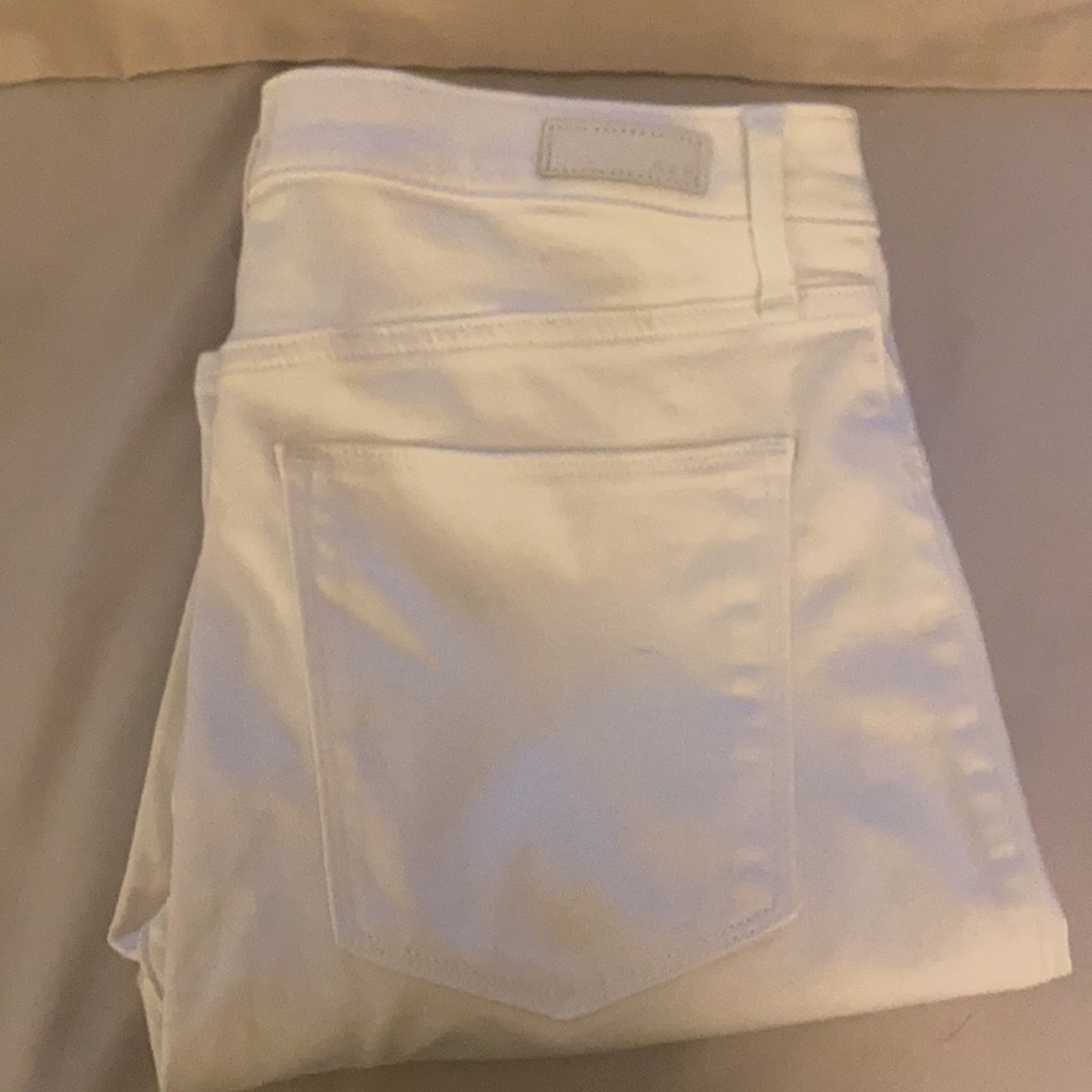 White Abercrombie jeans